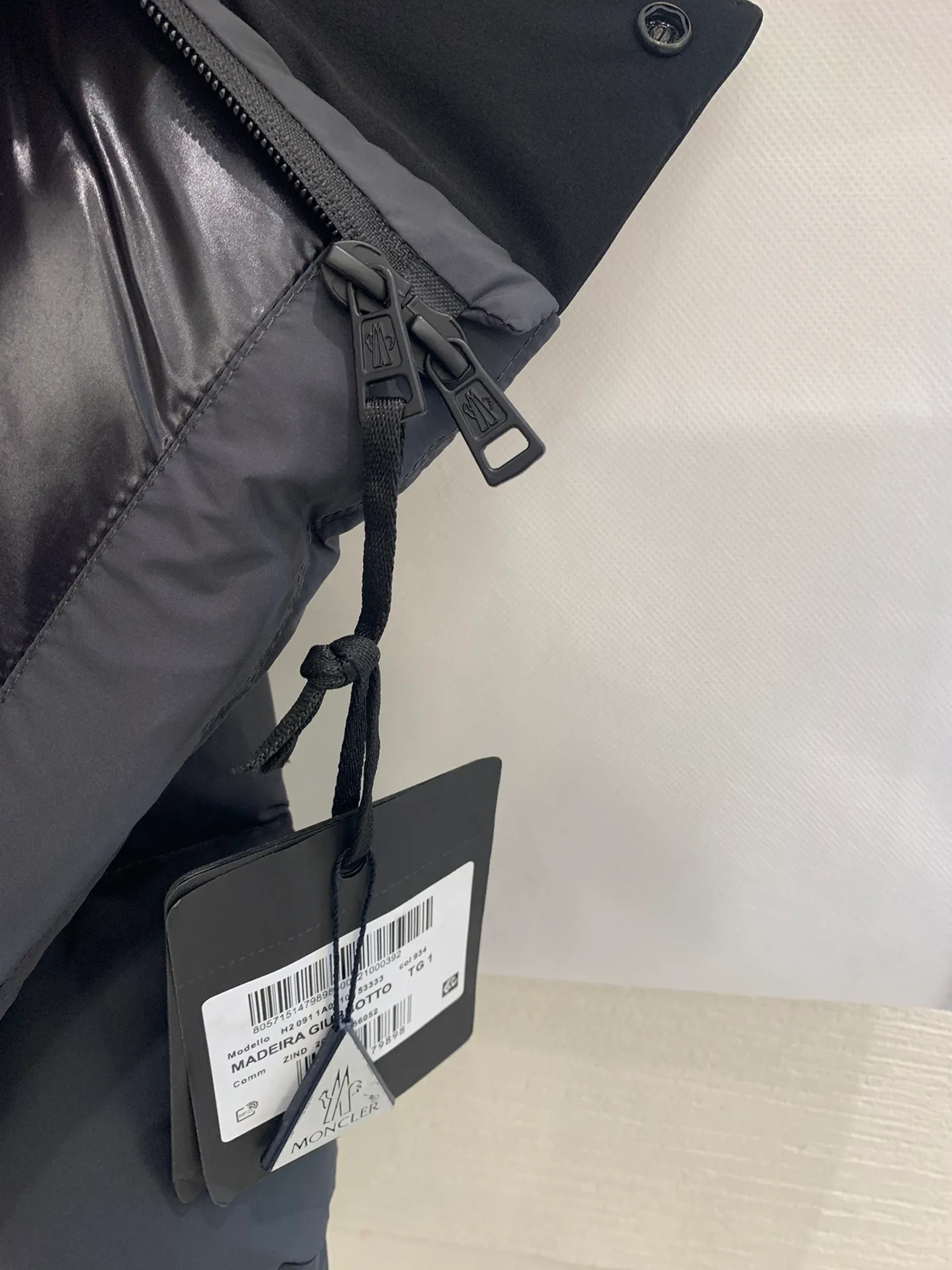 💎 💎 In Stock 2023 🆕Moncler Madeira 、 ， Mon*ler Series， 。 Series ， ！ ， ！ Series， 90% ， ， ， ， ， ！ ， ， ！ ， ， ， ！ ， chao ， ， ！！！ ， ， ， ！！！ ， ！ ！ ， ， 。 ！！ 、 ， Moncler Classic ， ！ ：Black White Gray Size：12345